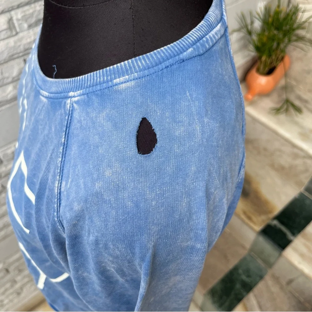 NWOT Papaya Blue Cropped Sweatshirt - Picture 3 of 5